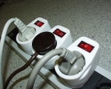 Zwischensteckdose schaltbar